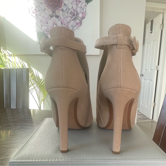 NEW Michael Kors Lawson Tan Suede Ankle Boot Size 10 - Picture 8 of 11